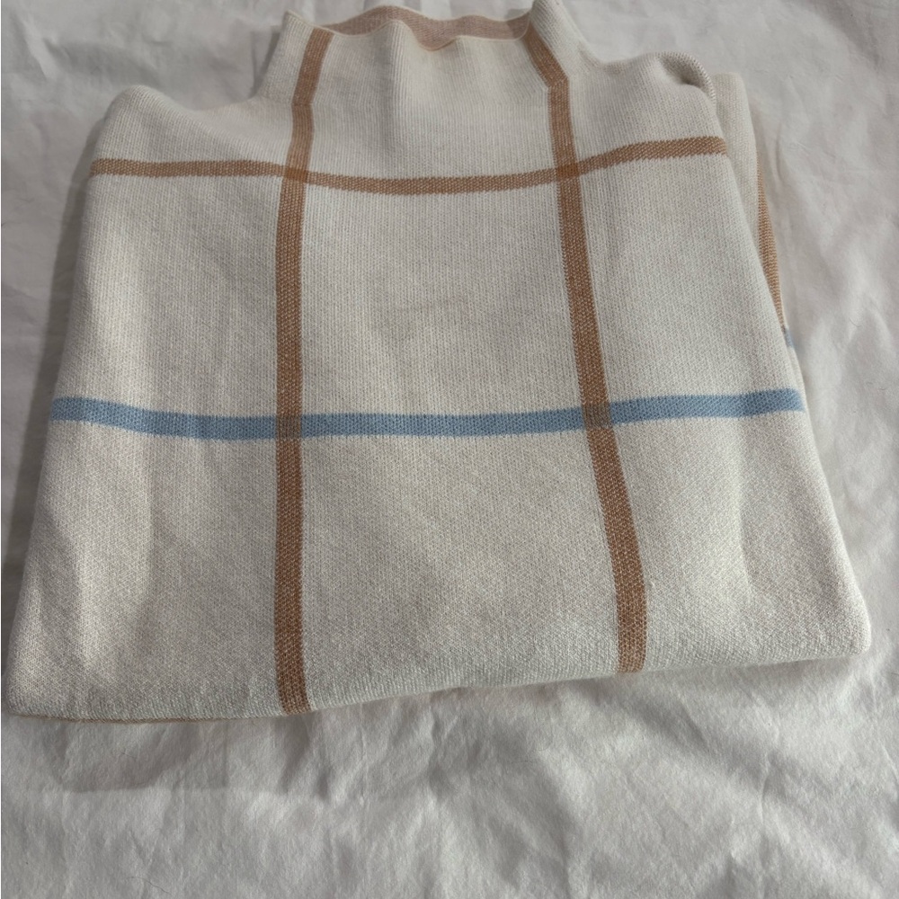 Tahari Cream and Tan Knit Sweater